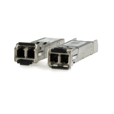 HPE QSFP28 to SFP28 Adapter HPE QSFP28 to SFP28 Adapter